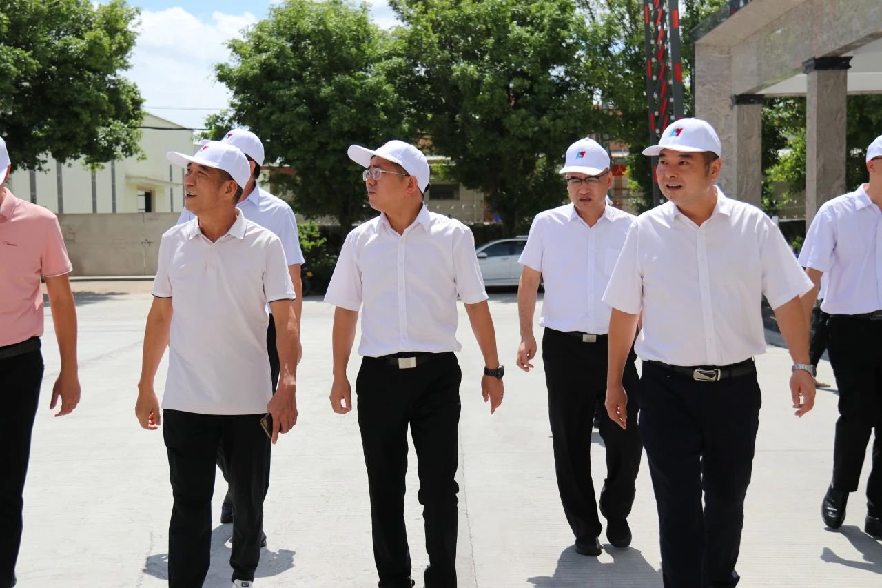 護航力源科技二期廠房項目建設！區政府開展項目建設督導工作